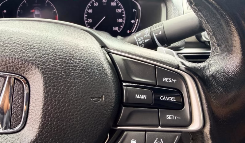 
								Honda Accord Sport FWD 2020 completo									