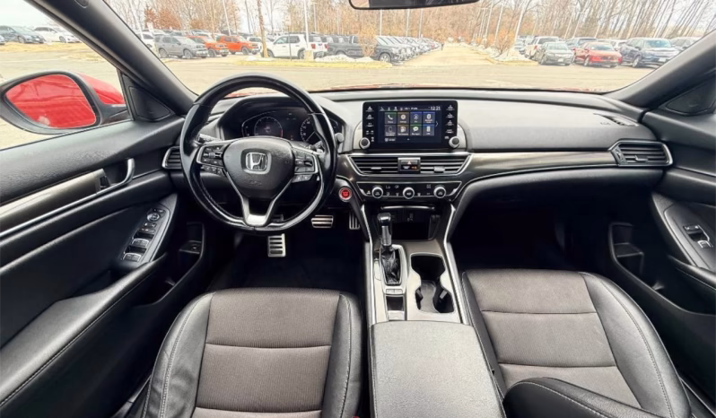 
								Honda Accord Sport FWD 2020 completo									