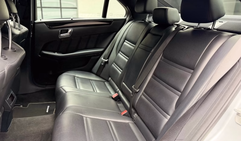 
								Mercedes-Benz E 63S AMG 4Matic completo									
