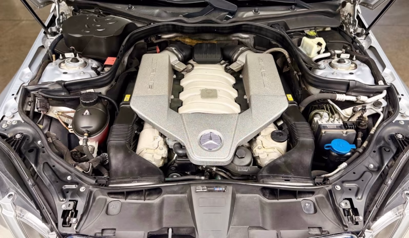 
								Mercedes-Benz E 63S AMG 4Matic completo									