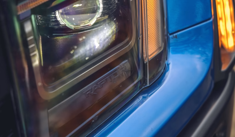 
								Ford F-150 Raptor 2021 completo									