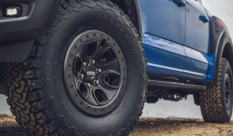 
								Ford F-150 Raptor 2021 completo									