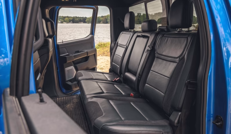 
								Ford F-150 Raptor 2021 completo									