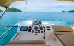 Yate Fairline 50