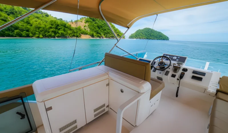 
								Yate Fairline 50 completo									