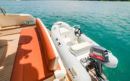 
										Yate Fairline 50 completo									