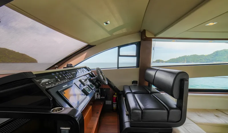 
								Yate Fairline 50 completo									