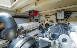 
										Yate Fairline 50 completo									