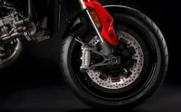 
										Ducati Hypermotard V2 2026 completo									