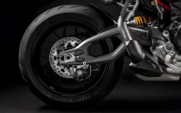 
										Ducati Hypermotard V2 2026 completo									