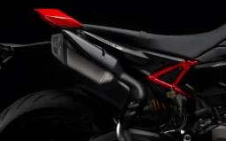 
										Ducati Hypermotard V2 2026 completo									