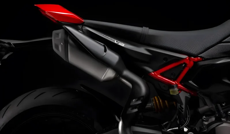 
								Ducati Hypermotard V2 2026 completo									