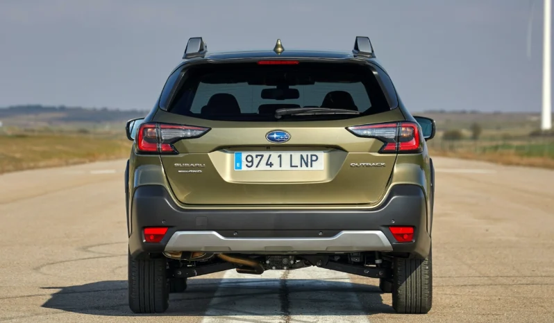 
								Subaru Outback 2023 completo									