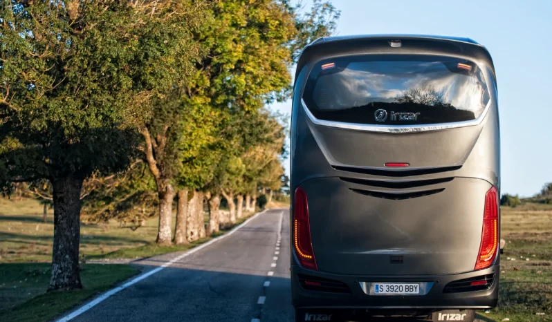 
								Irizar i8 14m completo									