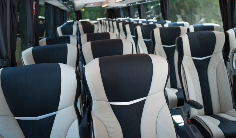 
								Irizar i8 14m completo									